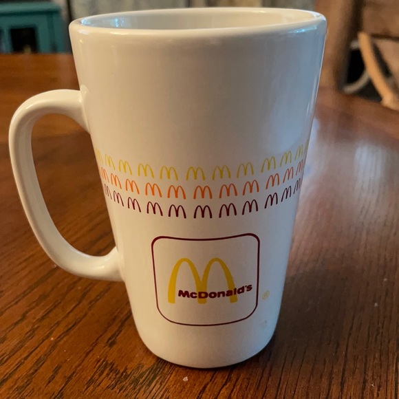 Mcdonalds Coffee Cup Sizes / 7 Things You Need To Know About Mcdonald S